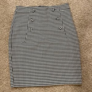 H&M business casual gingham skirt
